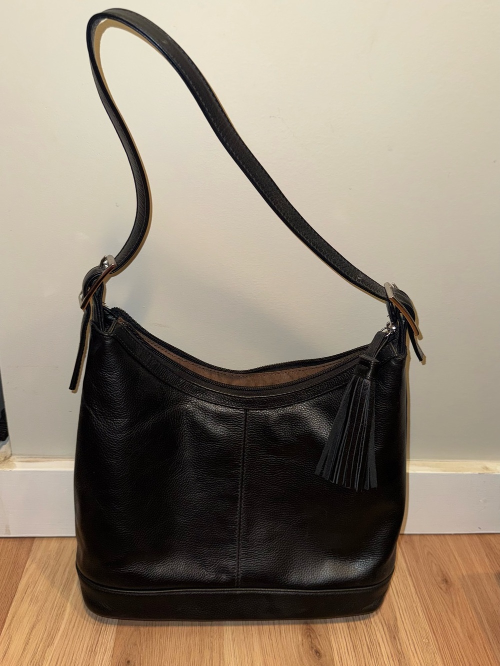 Classic Black Leather Shoulder Bag with Tassel